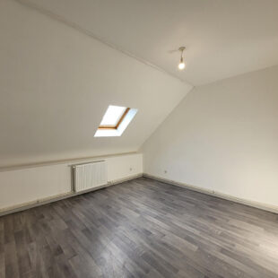 MAISON DE VILLE 4 CHAMBRES ENTIEREMENT RENOVEE