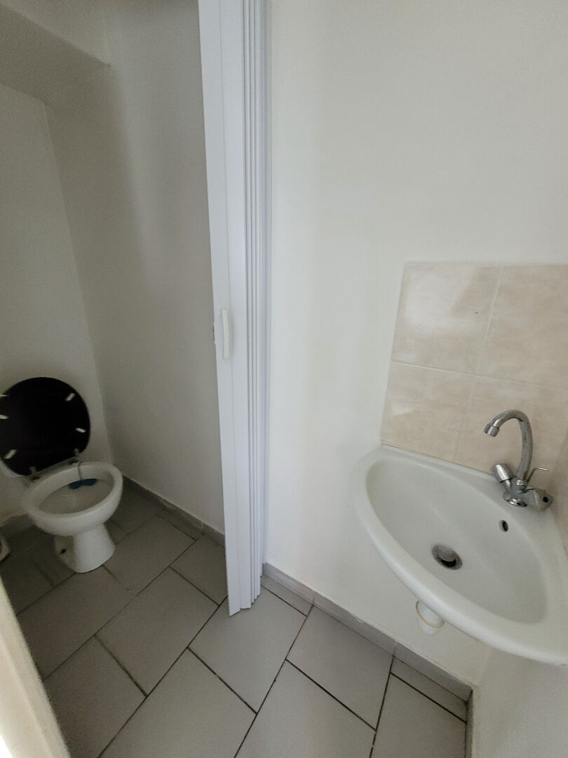 Maison semi individuelle Rousies 6 pièce(s)76M²