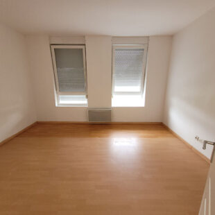 Maison semi individuelle Rousies 6 pièce(s)76M²