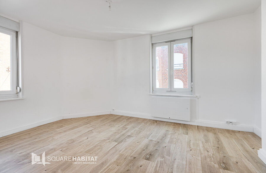 EXCLUSIVITE : MONTEBELLO : APPARTEMENT 1 CHAMBRE PLUS CAVE PROCHE METRO