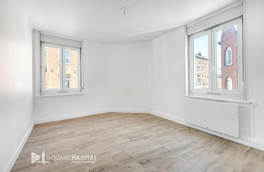 EXCLUSIVITE : MONTEBELLO : APPARTEMENT 1 CHAMBRE AVEC CAVE PROCHE METRO