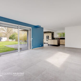 Maison  6 pièce(s) 175 m2  Sous compromis 