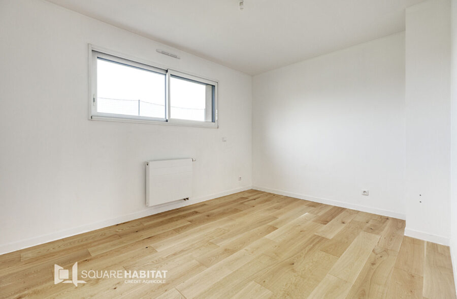 Maison  6 pièce(s) 175 m2  Sous compromis 