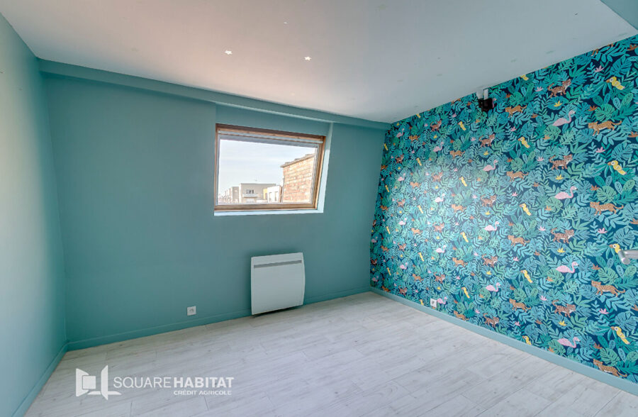 Charmante maison de ville de 80m² avec jardin.