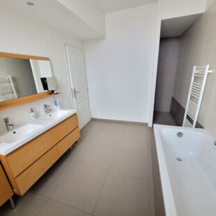 Maison Haubourdin 5 pièce(s) 158.32 m2