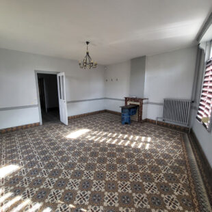 Maison Cattenieres 6 pièce(s) 135 m2