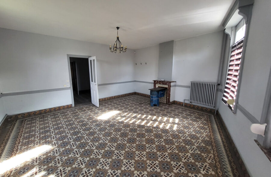 Maison Cattenieres 6 pièce(s) 135 m2