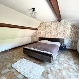 Maison semi individuelle 3 chambres jardin garage  Sous compromis 