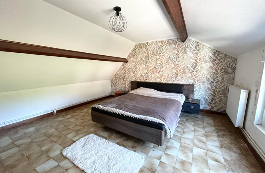 Maison semi individuelle 3 chambres jardin garage  Sous compromis 