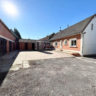 Maison semi individuelle 3 chambres jardin garage  Sous compromis 