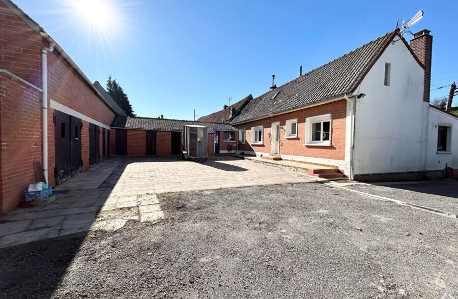 Maison semi individuelle 3 chambres jardin garage  Sous compromis 