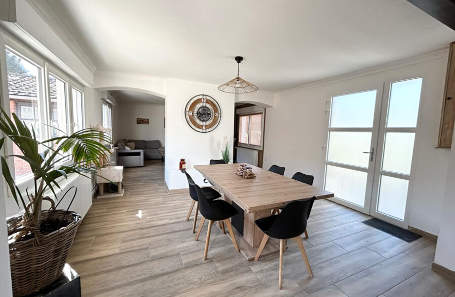 Maison semi individuelle 3 chambres jardin garage  Sous compromis 