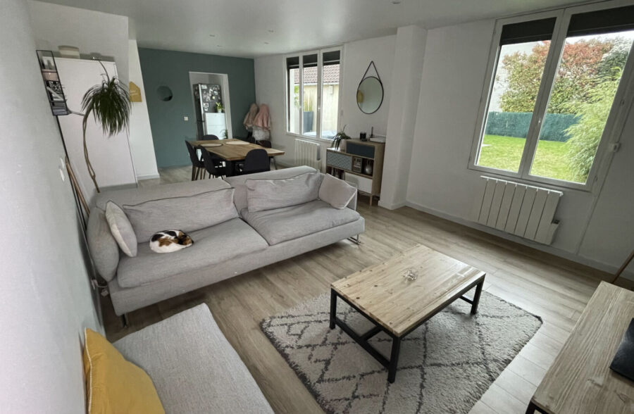 Maison Lille-Lomme Bourg – Maison 85m2 utiles semi-individuelle 2 ch, double garage, 130m2 jardin  Sous compromis 