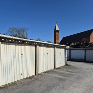 Lot de 5 garages à Hazebrouck  Sous compromis 