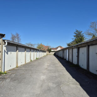 Lot de 5 garages à Hazebrouck  Sous compromis 