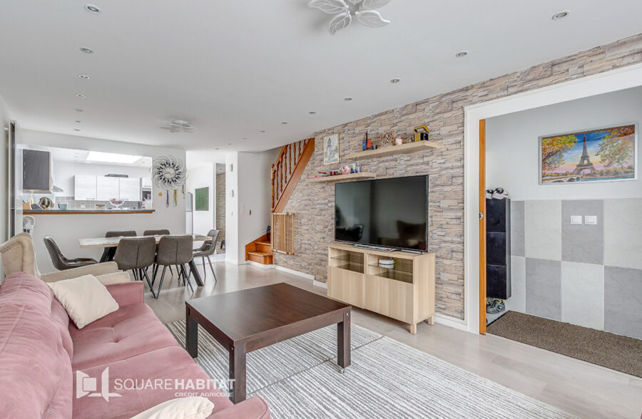 Maison 4 chambres + jardin – beaux volumes