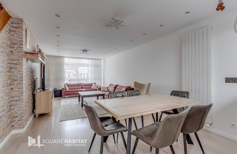 Maison 4 chambres + jardin – beaux volumes