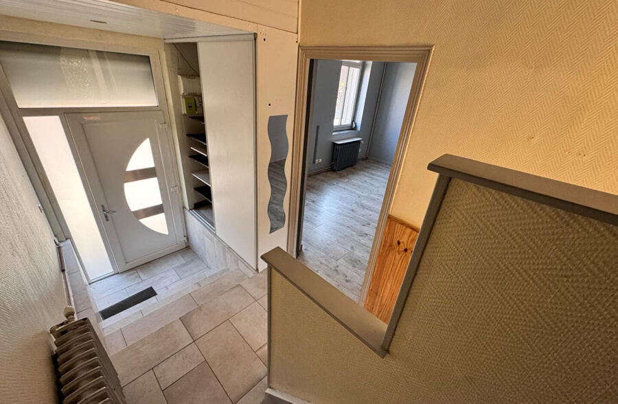 Maison individuelle ,3 chambres, jardin et Garage