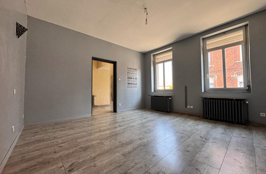 Maison individuelle ,3 chambres, jardin et Garage