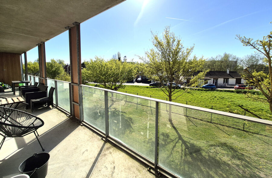 appartement 2 chambres avec parking privatif et terrasse