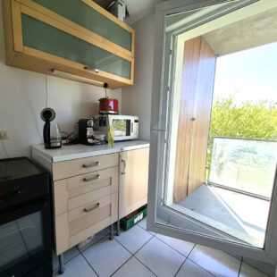 appartement 2 chambres avec parking privatif et terrasse