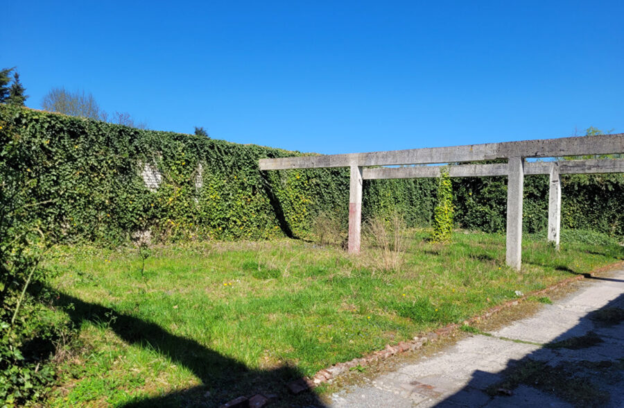 IMMEUBLE DE RAPPORT à ANNAY