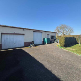 Maison individuelle semi plain-pied avec garage