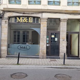 Local commercial 82 m²