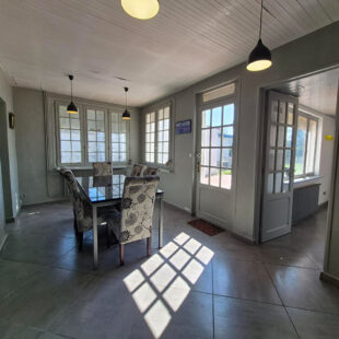 MAISON LUMINEUSE SEMI INDIVIDUELLE