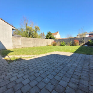 Maison 4 Chambres + Garage  Sous compromis 