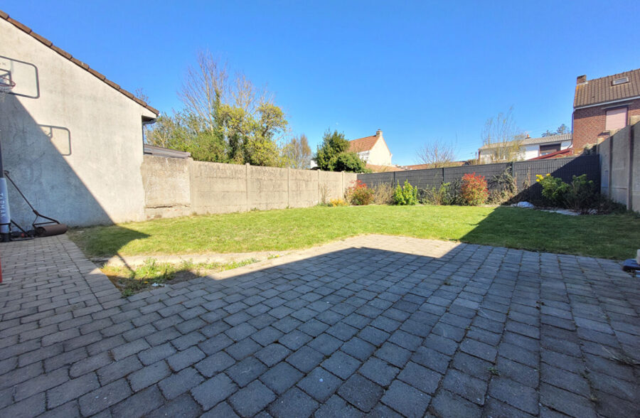 Maison 4 Chambres + Garage  Sous compromis 