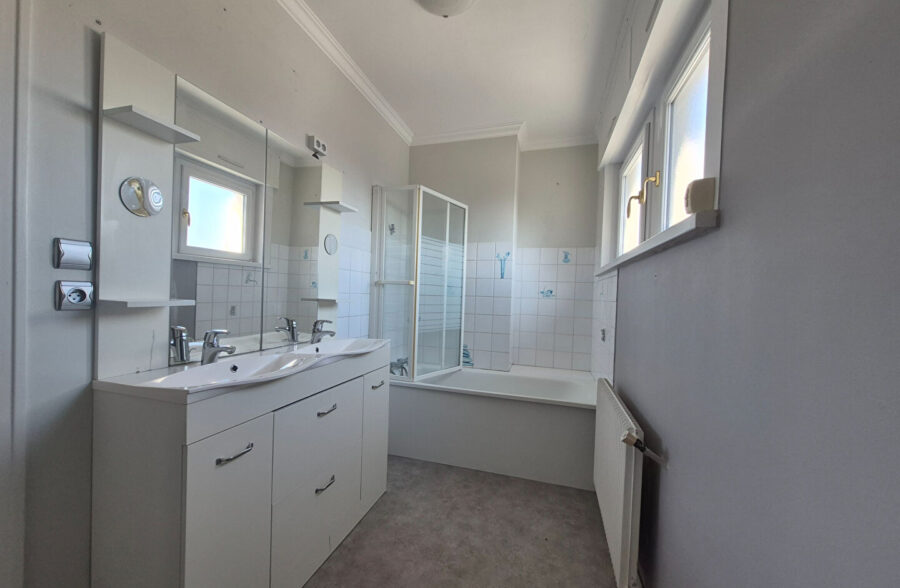 Maison Aire Sur La Lys 4 pièce(s) 100 m2
