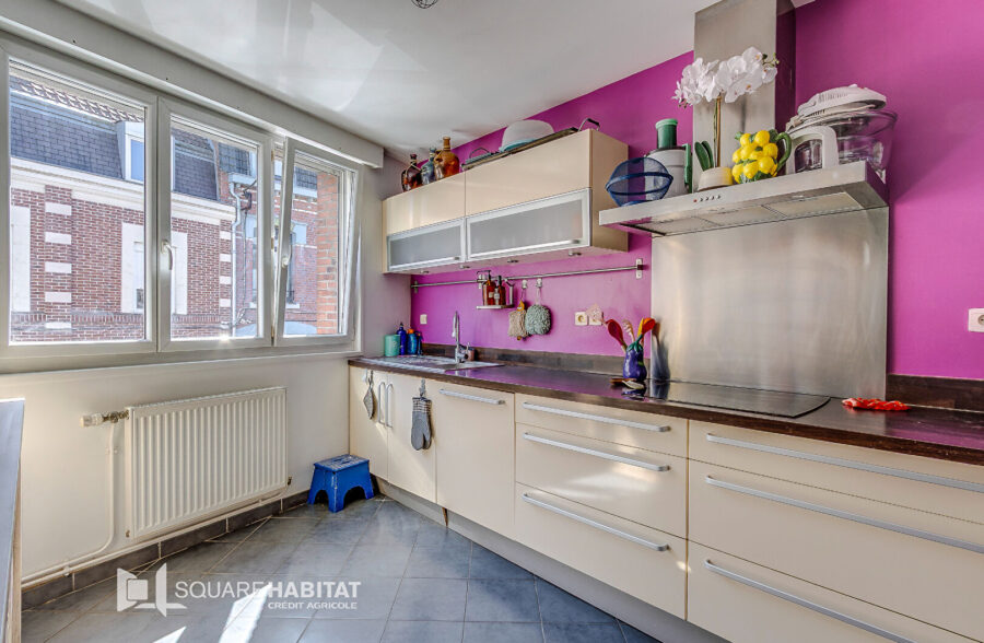 Maison 4 chambres, garage, jardin  Sous compromis 