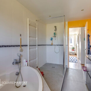 Maison 4 chambres, garage, jardin  Sous compromis 
