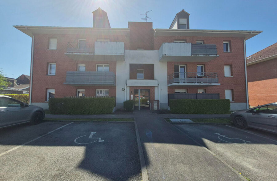 SUPERBE T2 BIS EN RESIDENCE SECURISEE