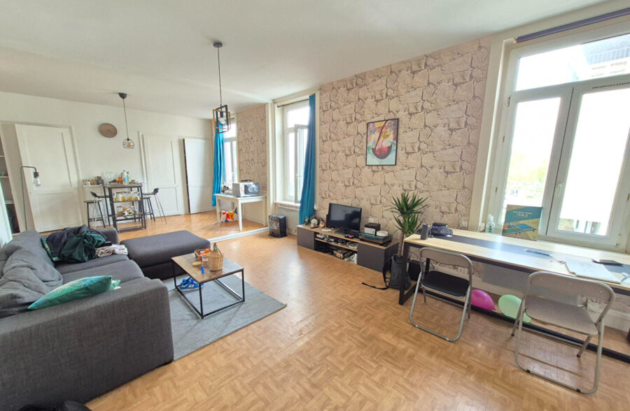 LILLE WAZEMMES – GAMBETTA : Grand T2 transformable en Type 3