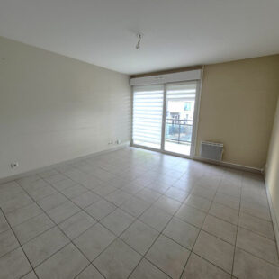 Appartement Wattrelos T3 – avec balcon et parkings