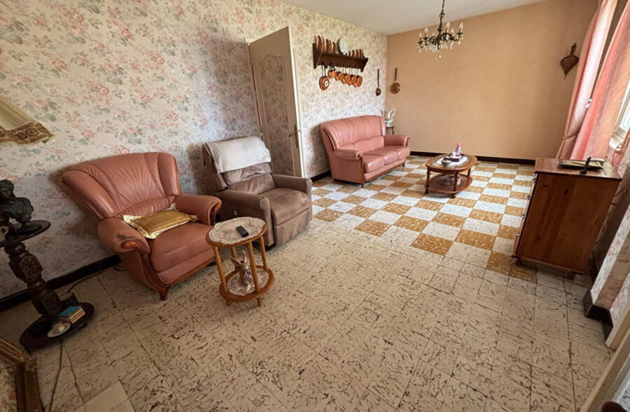 Maison familiale semi individuelle – cadre campagne
