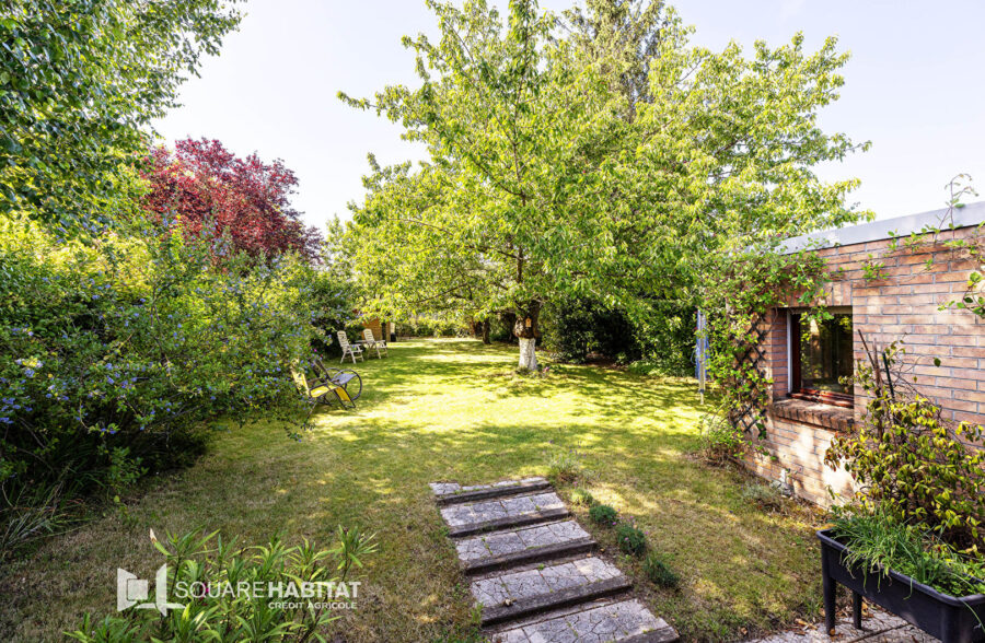 Plain pied 3chs + bureau + jardin + garage  Sous compromis 
