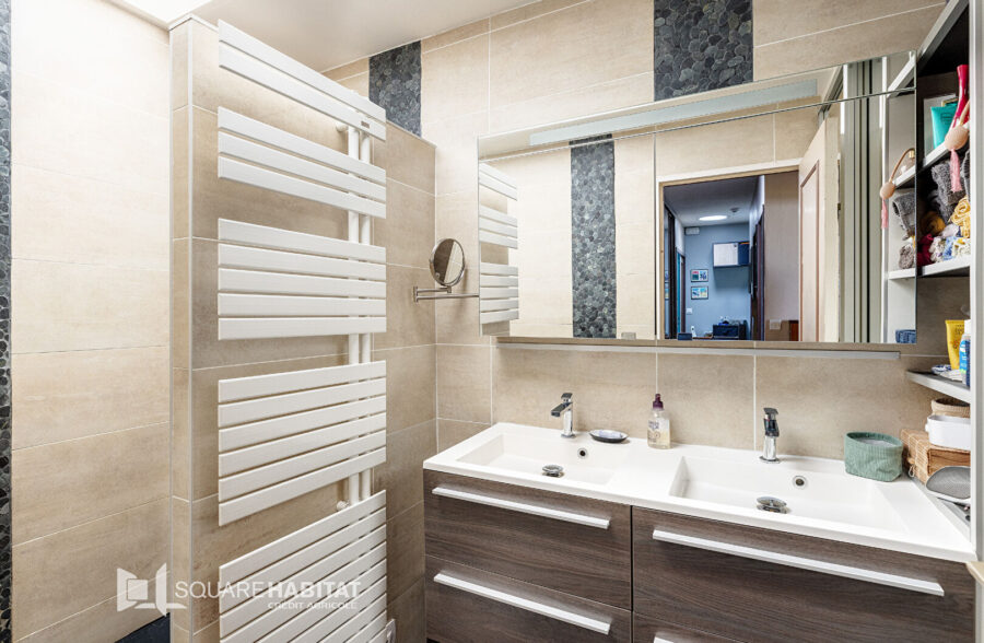 Plain pied 3chs + bureau + jardin + garage  Sous compromis  Plain pied 3chs + bureau + jardin + garage  Sous compromis