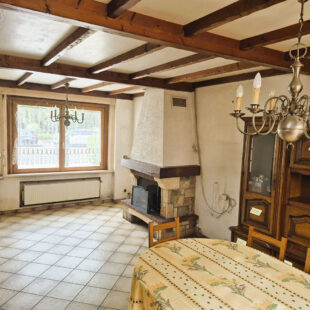 Semi flamande 3 chambres , parking  Limite Belgique
