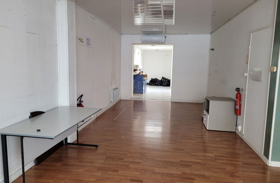 Local commercial 75 m²
