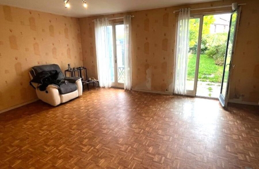Maison de lotissement à rénover
