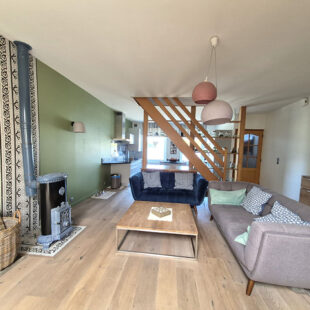 Maison Bourgeoise Saint Andre Lez Lille, large façade, 5 chambres, jardin , cave, parking très facile.