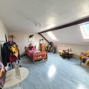 Maison Bourgeoise Saint Andre Lez Lille, large façade, 5 chambres, jardin , cave, parking très facile.