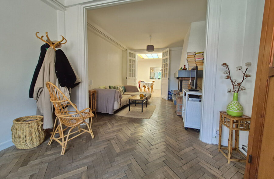 Maison, jardin et atelier/garage de 52m²!
