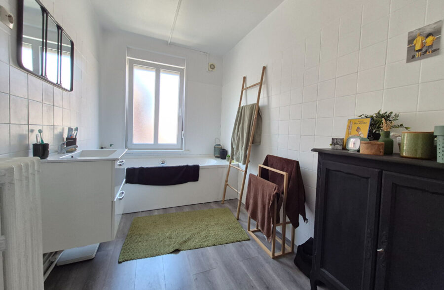Maison, jardin et atelier/garage de 52m²!