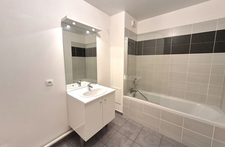 Appartement Capinghem 3 pièce(s)