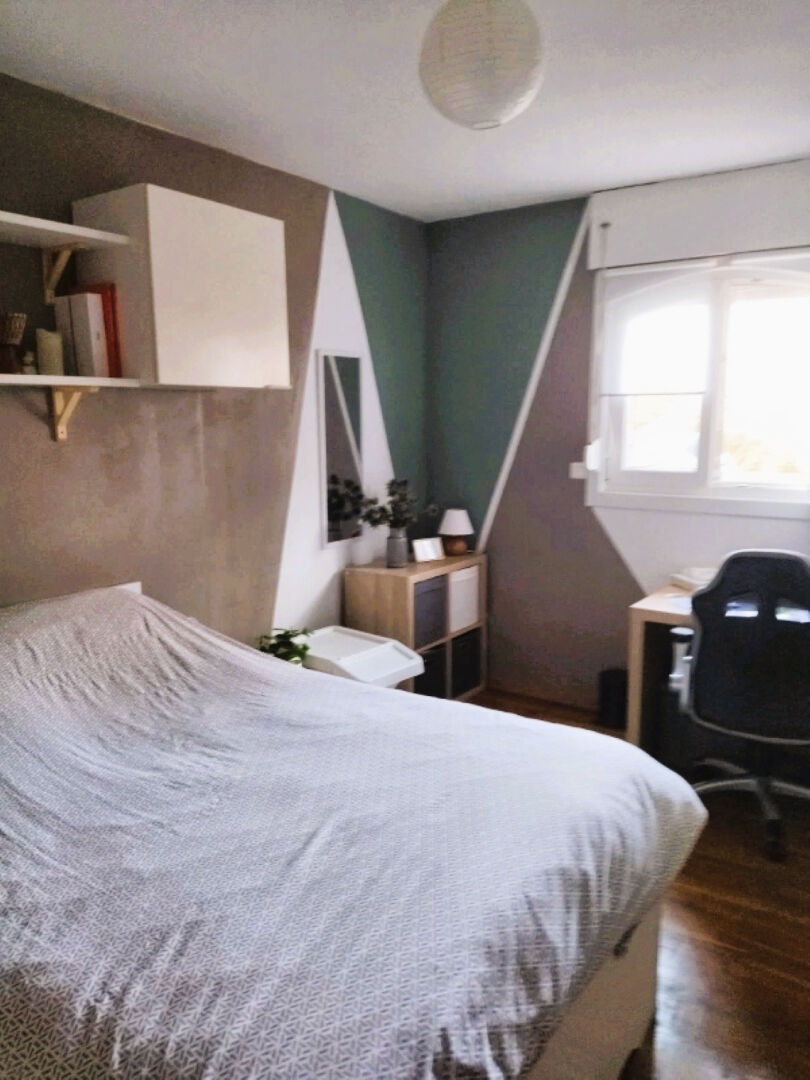 Maison Onnaing 4 pièce(s) 130 m2  Sous compromis 