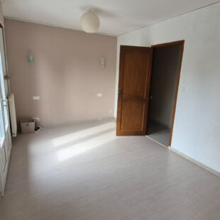 Maison Onnaing 4 pièce(s) 130 m2  Sous compromis 